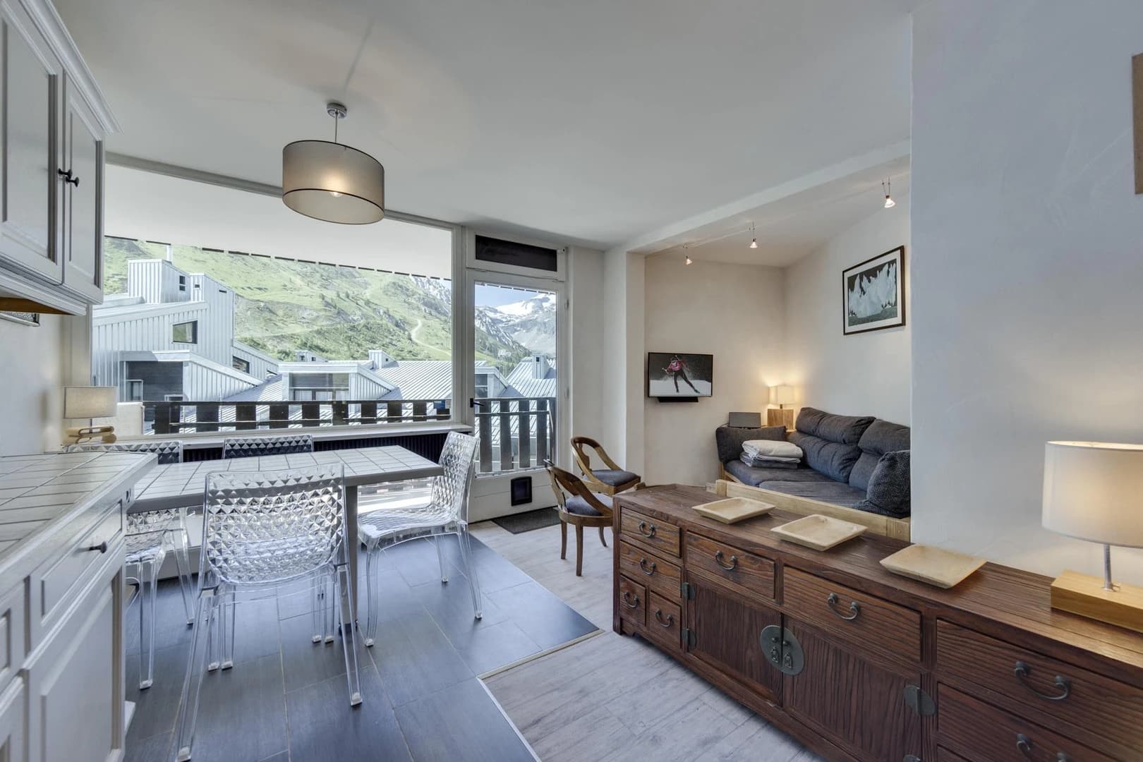 2100B33 — Tignes