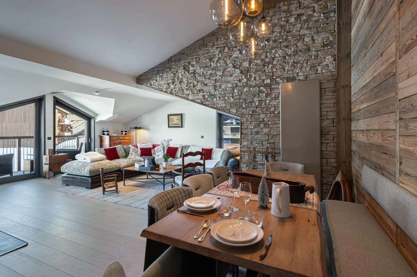Alpamayor M6 — Courchevel Village (1550)