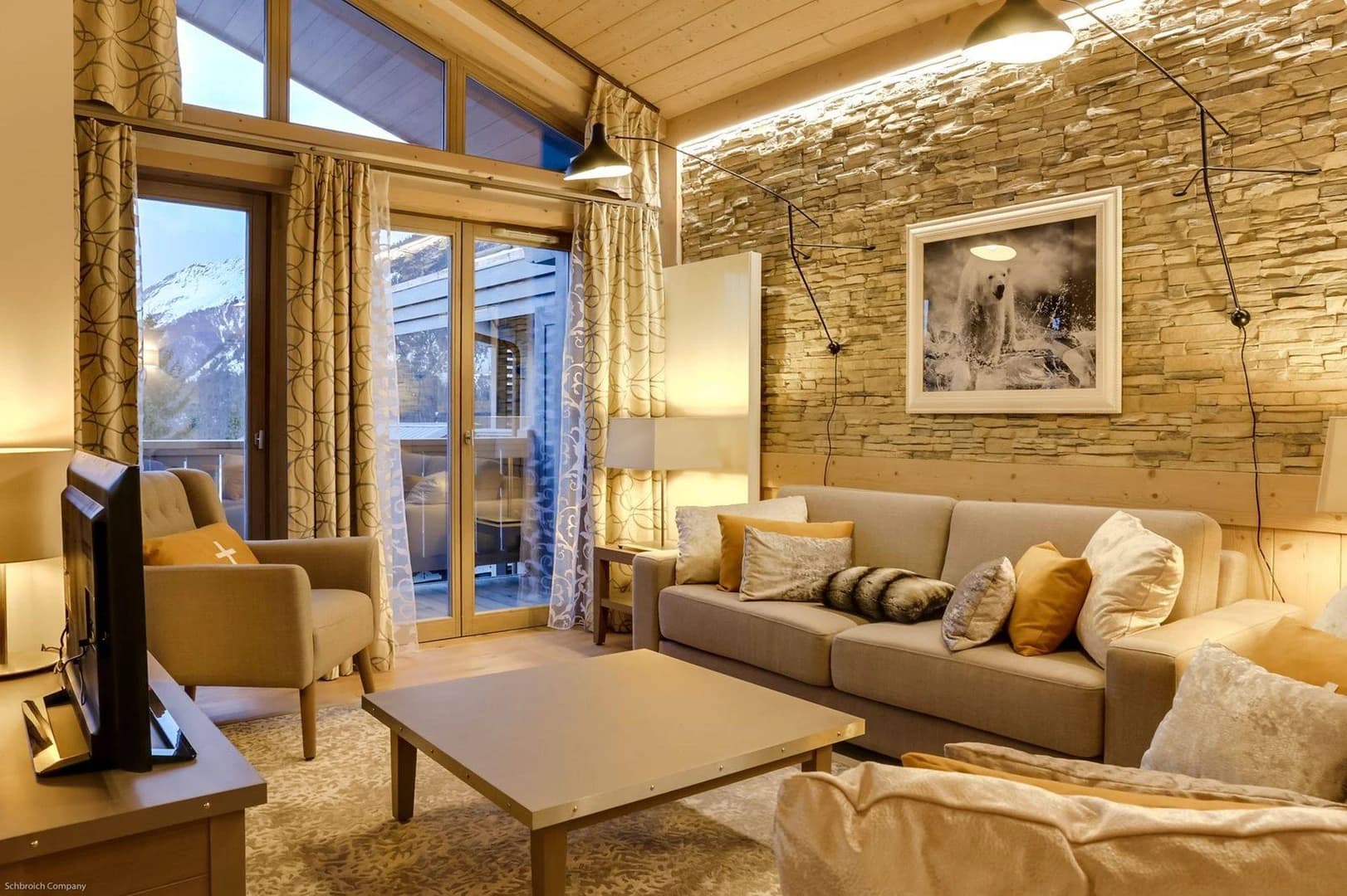 Carré Blanc 240 — Courchevel Village (1550)