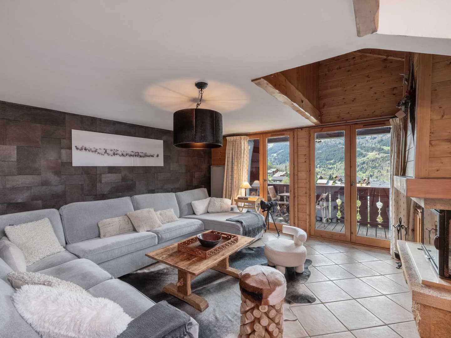 Fermes Gypse 15 — Meribel