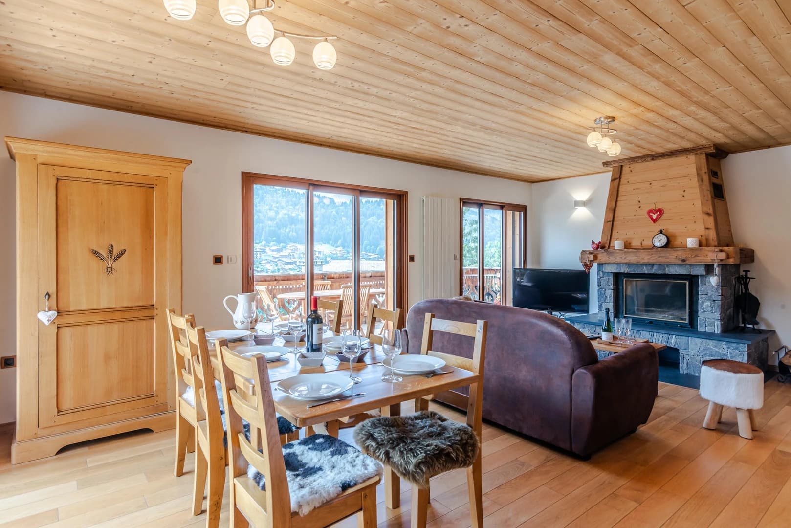 Ourson Blanc 1 — Morzine