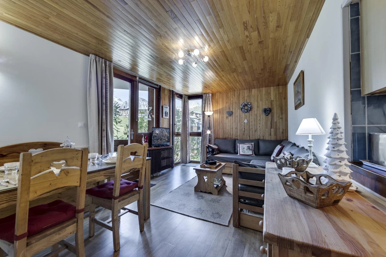 Savoy 8 — Tignes