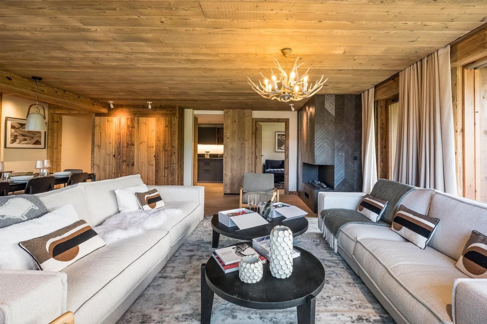 YANA 302 — Meribel