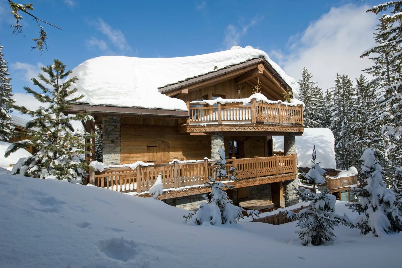Aigle Blanc — Courchevel 1850