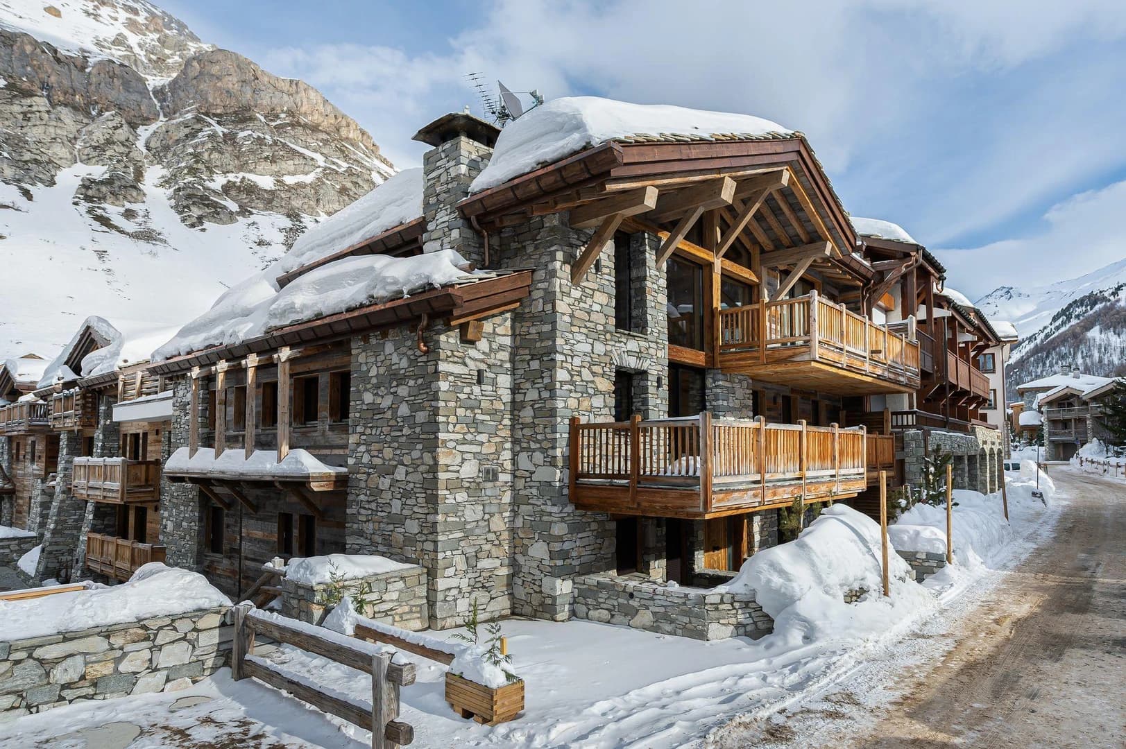 Angelus 1 — Val d'Isere