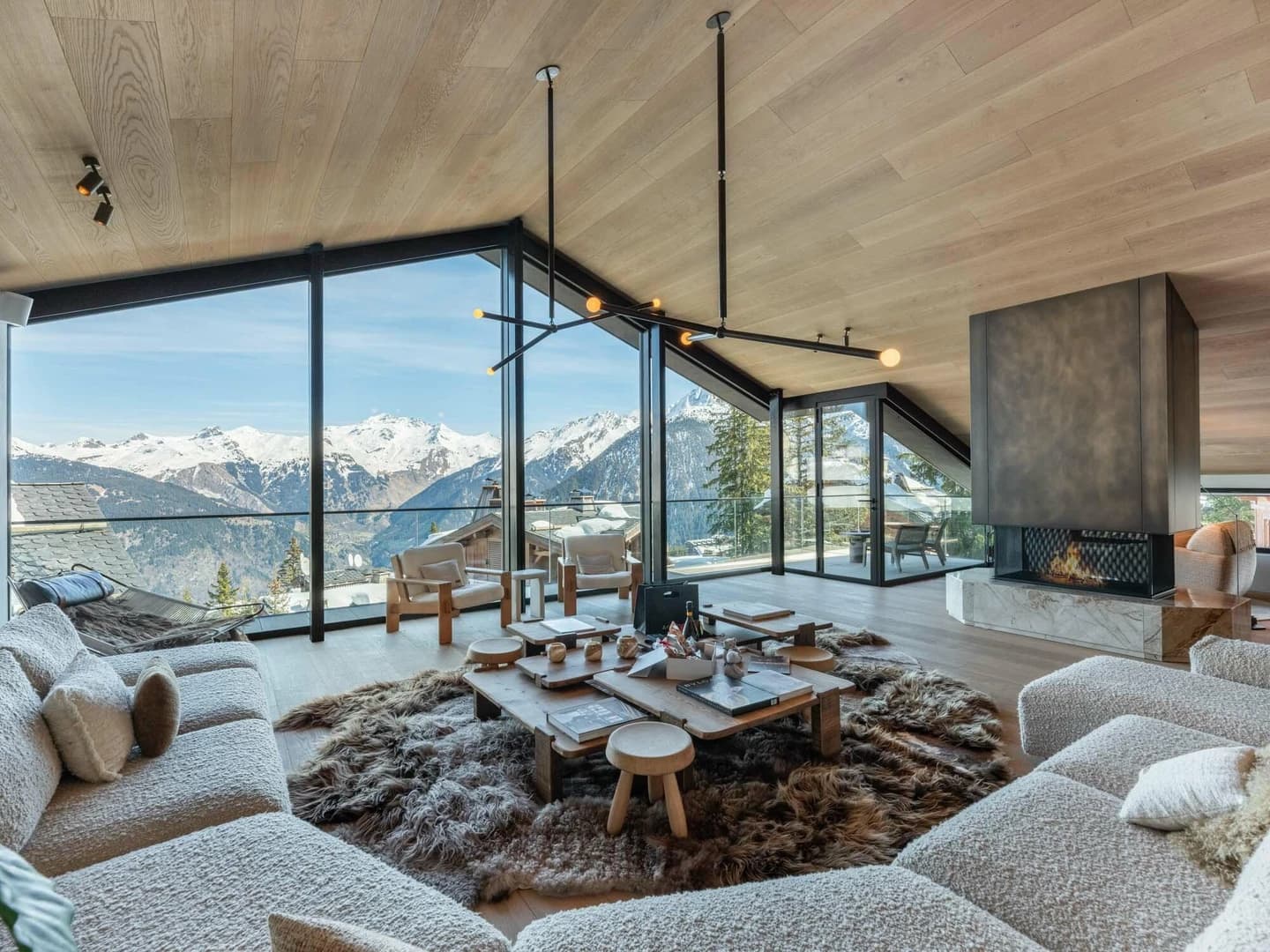 Black Lodge — Courchevel 1850