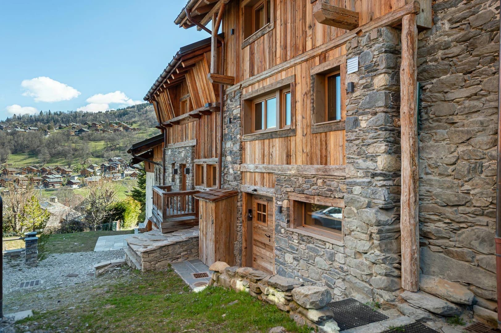 Hors Piste — Meribel