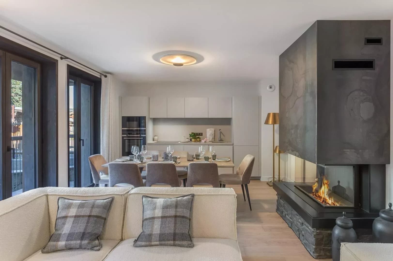 Alpamayor M1 — Courchevel Village (1550)
