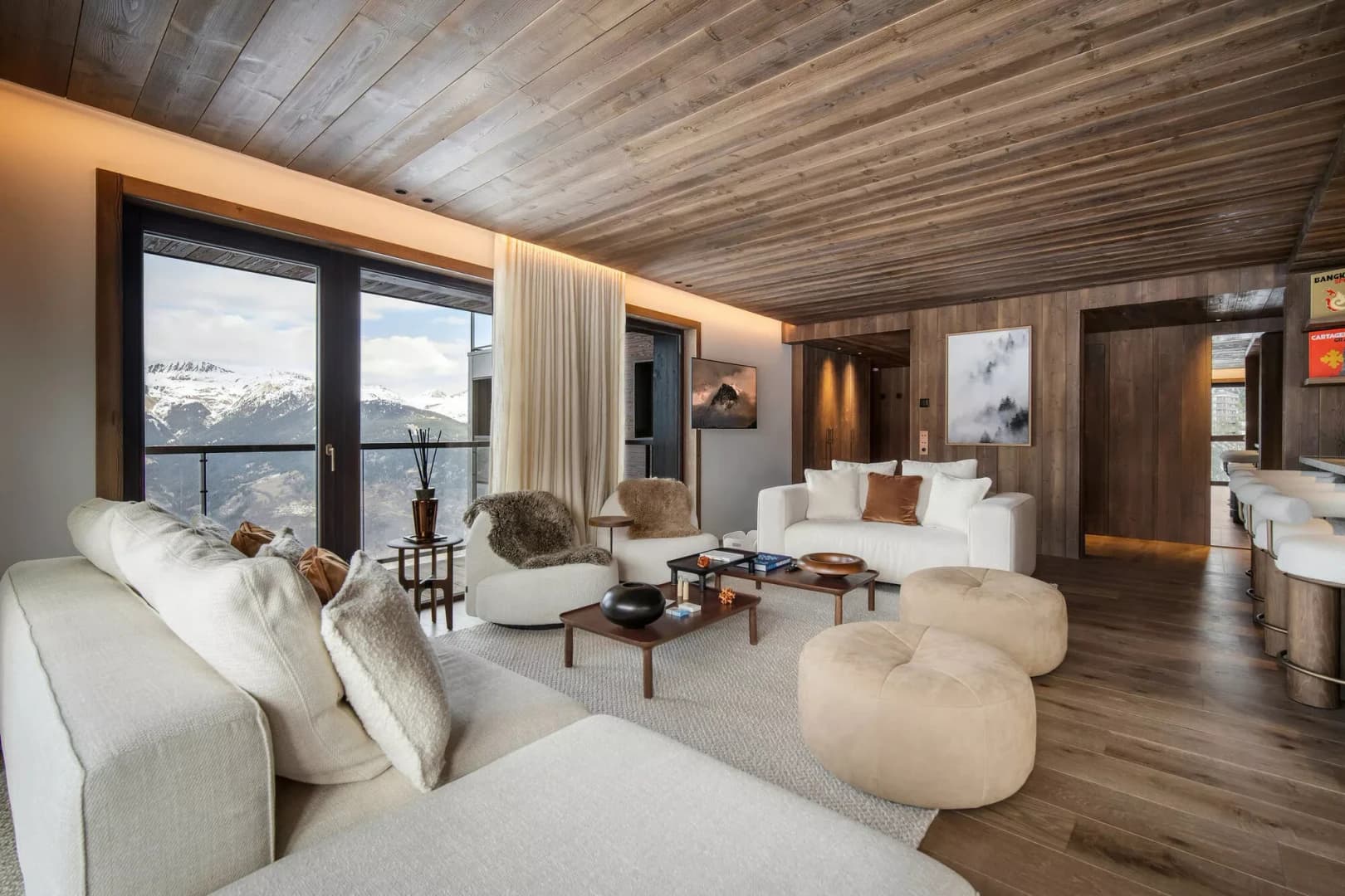 Atmosphère 701 — Courchevel 1850