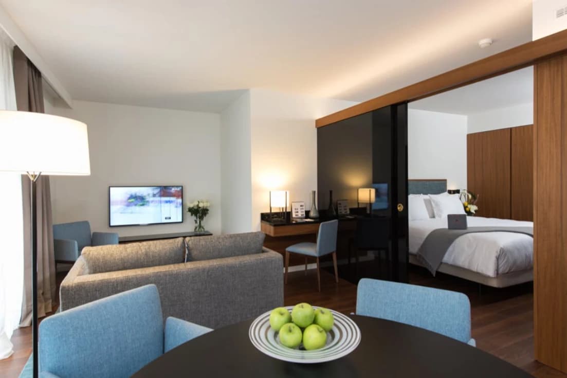 Executive Suites — Geneva
