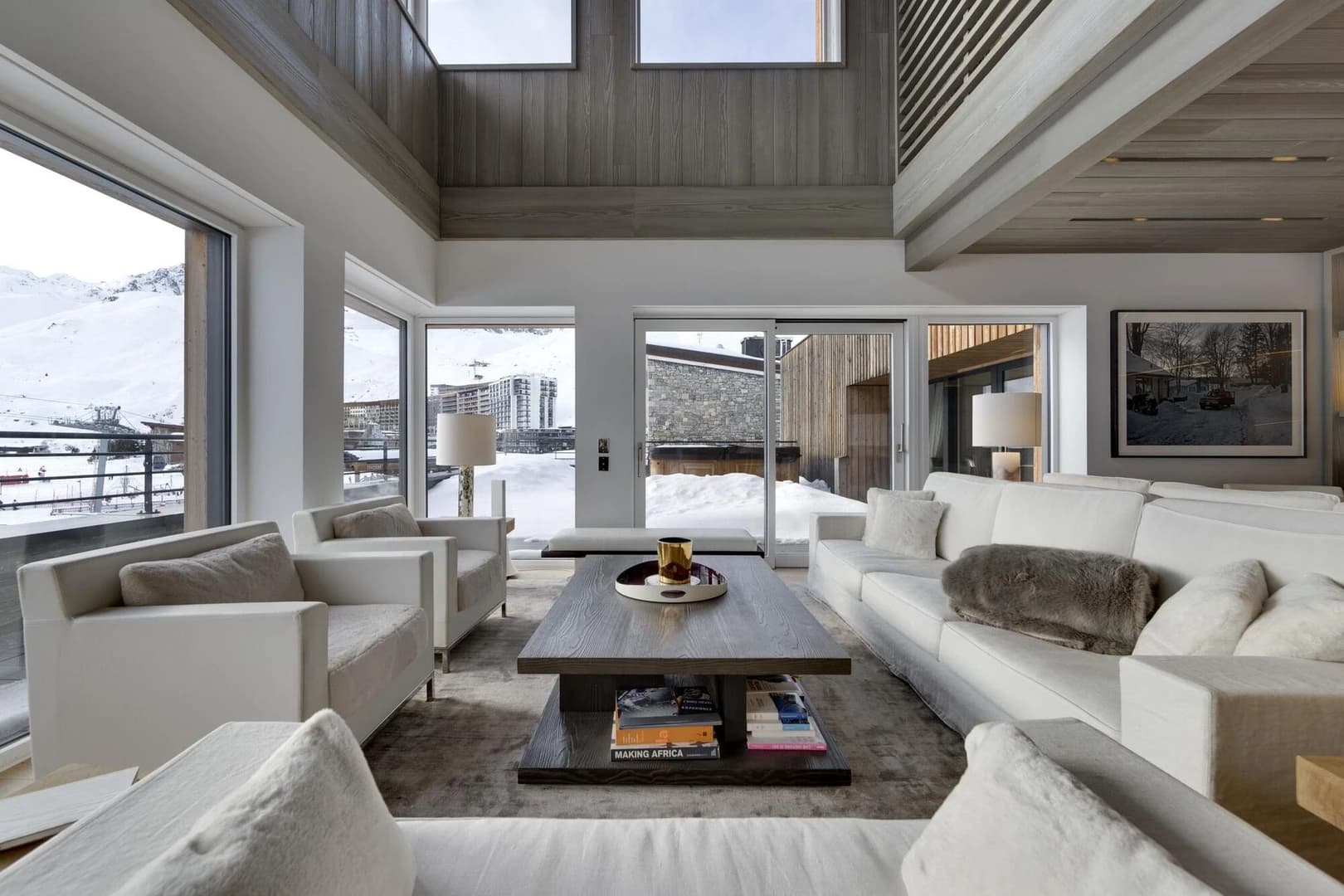 Ornate — Tignes